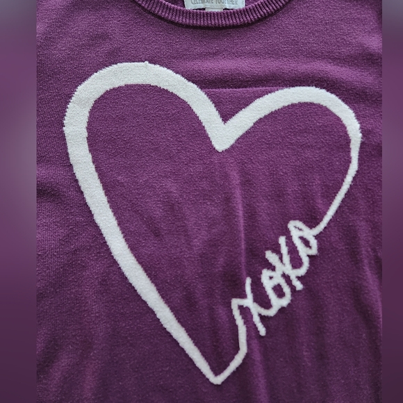 Heart Xoxo Sweater - Picture 2 of 8